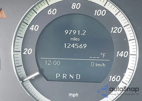 2009 Mercedes-Benz C 300 Sport 4Matic z USA, uszkodzony, nr VIN WDDGF81X99F199525